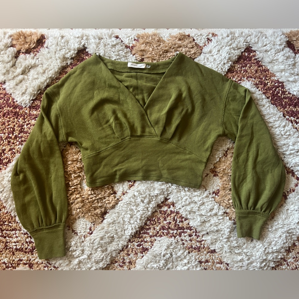 Mustard Seed Green Long Sleeve Crop Top